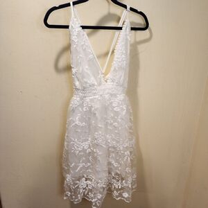Women's White Embroidered Costum Made Backless Short Dress Fits M
